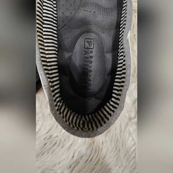 Sperry Boat Shoes - Picture 3 of 8